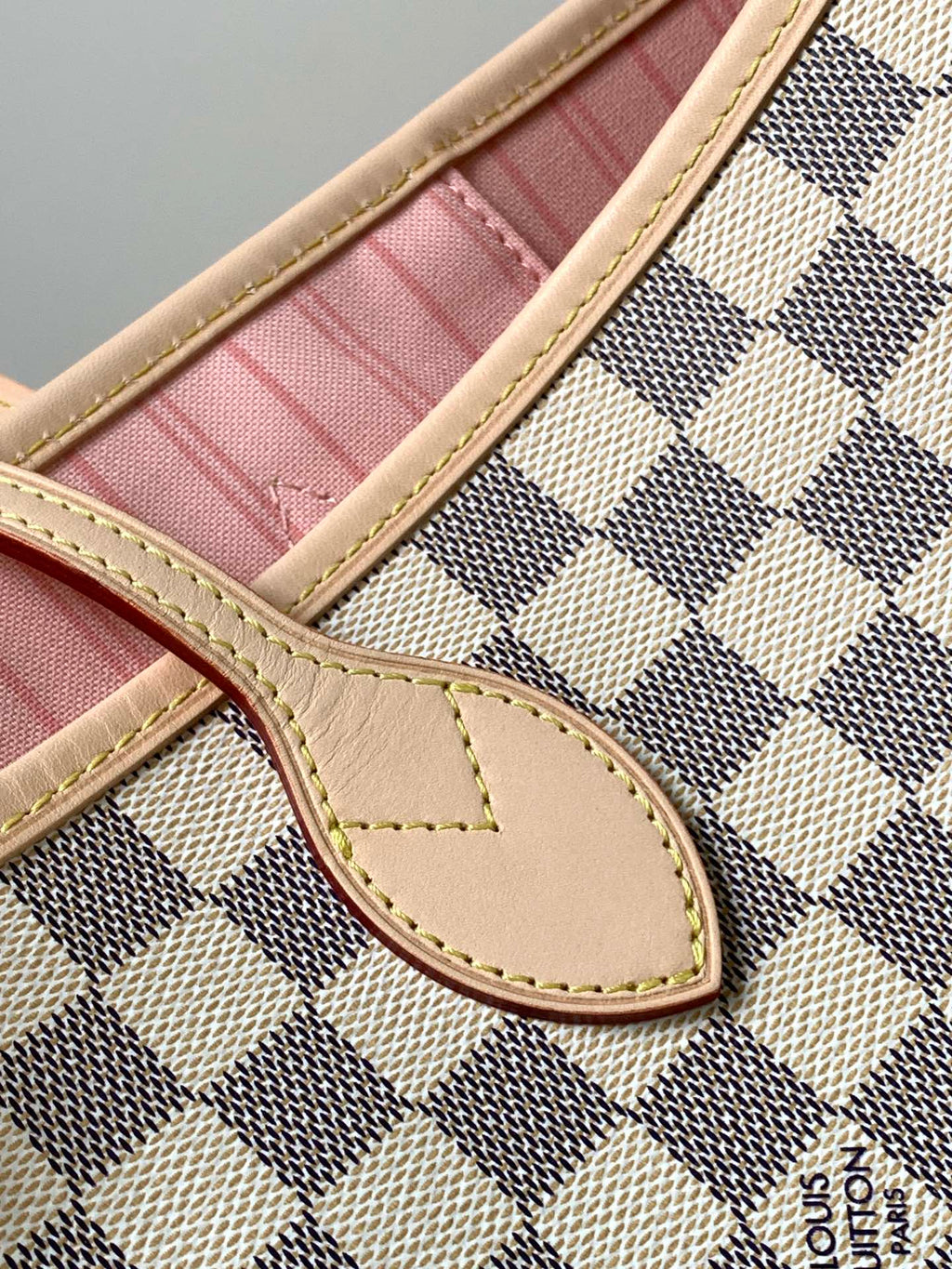 LV NEVERFULL 39 MM IN BEIGE DAMIER AZUR CANVAS