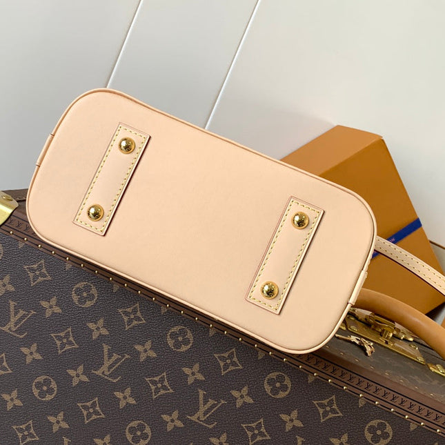 LV 26S ALMA BB BAG 23 IN WHITE MONOGRAM CANVAS