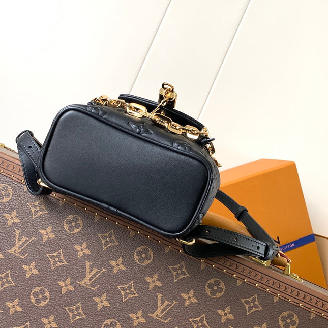 LV COUSSIN BACKPACK CRAFTED FROM 20 IN BLACK MONOGRAM CALFSKIN