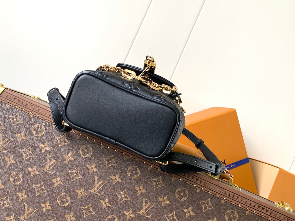 LV COUSSIN BACKPACK CRAFTED FROM 20 IN BLACK MONOGRAM CALFSKIN
