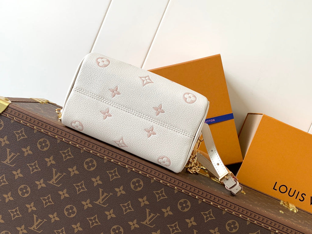 SPEEDY BANDOULIÈRE 21 IN WHITE AND PINK MONOGRAM CANVAS