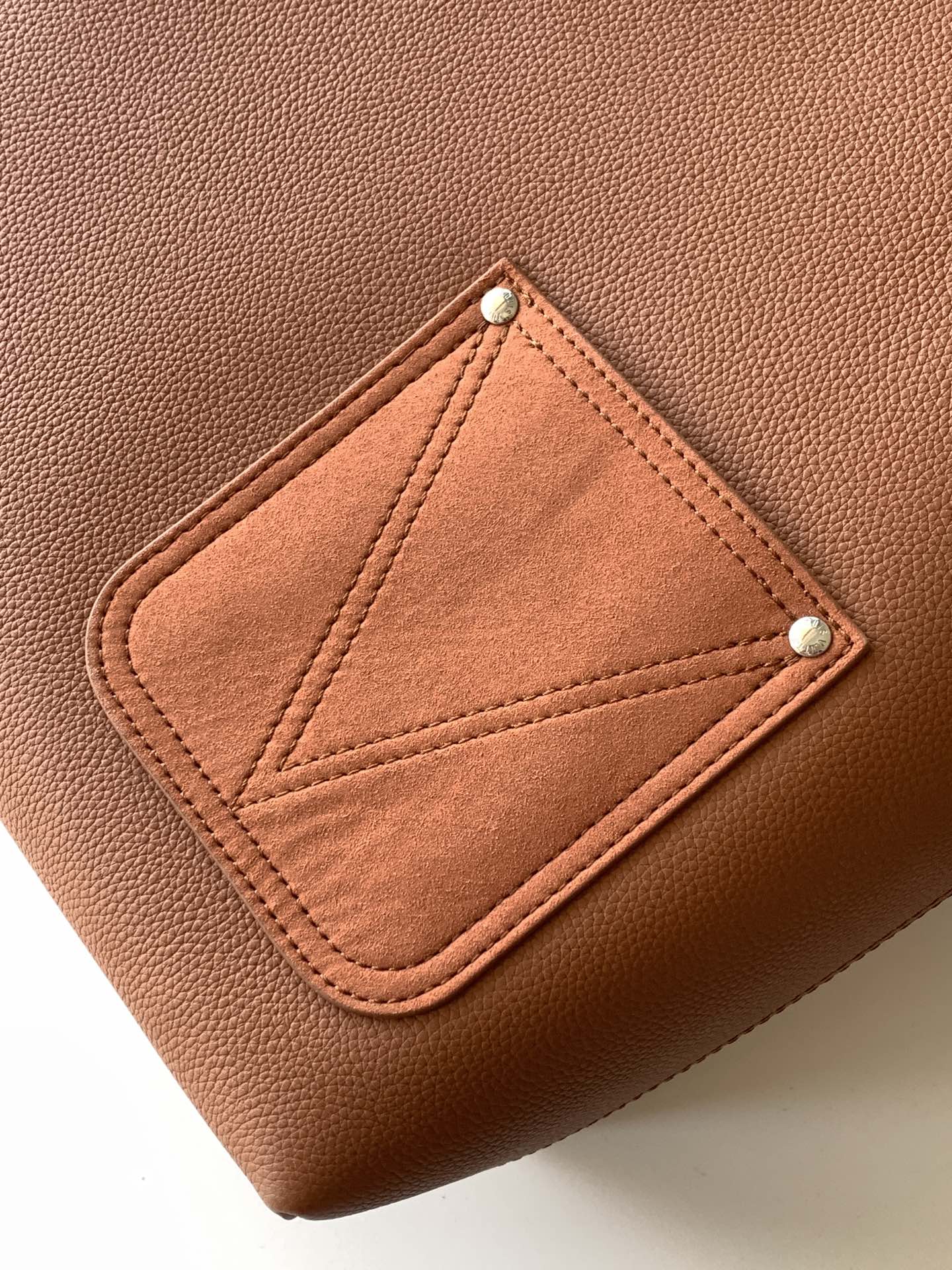 LV 26S VERSO HOBO BAG 33 IN BURNT ORANGE CALFSKIN