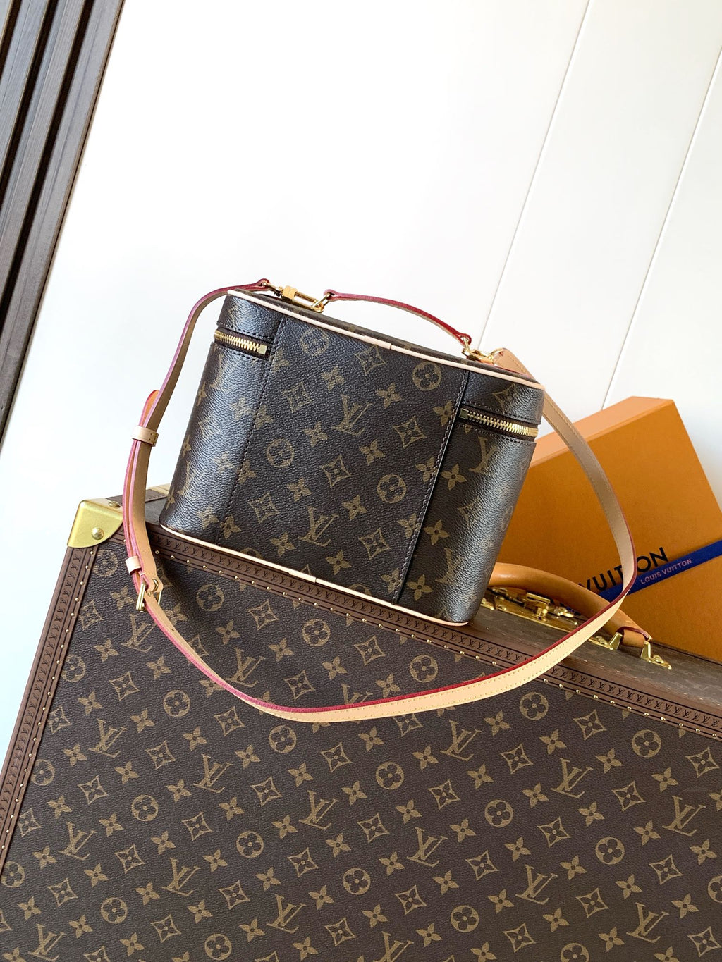 VANITY 24 IN BROWN MONOGRAM COATED CANVAS