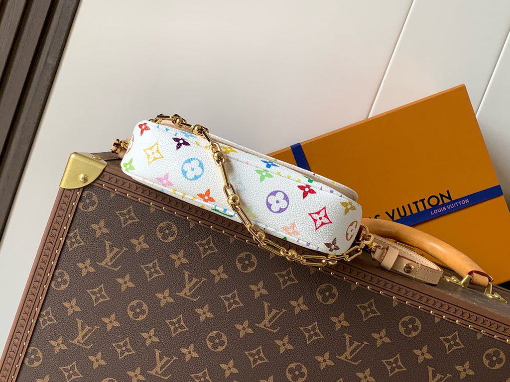 LV 26S WALLET ON CHAIN IVY 23 IN WHITE COATED CANVAS