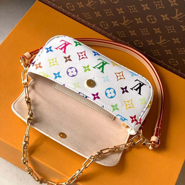 LV 26S WALLET ON CHAIN IVY 23 IN WHITE COATED CANVAS