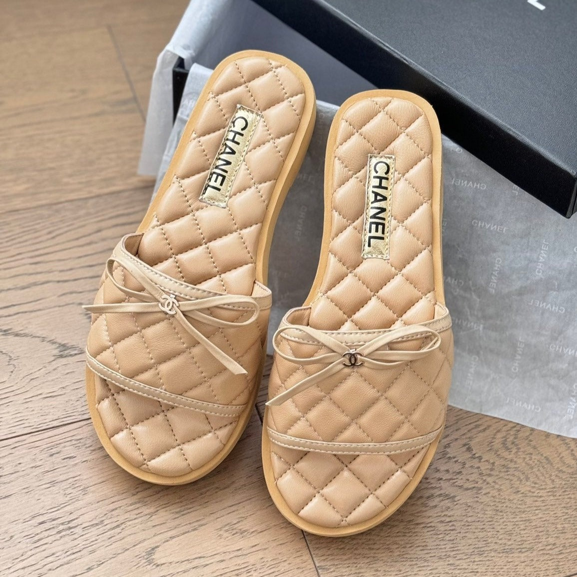 Double C  New Butterfly Button Slippers Yellow Cream Lambskin