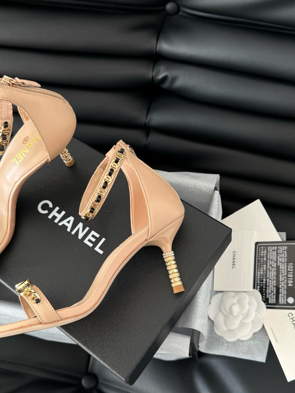 HIGH HEEL 7.5 MM SANDAL IN TAN BEIGE SHEEPSKIN WITH STICKERS