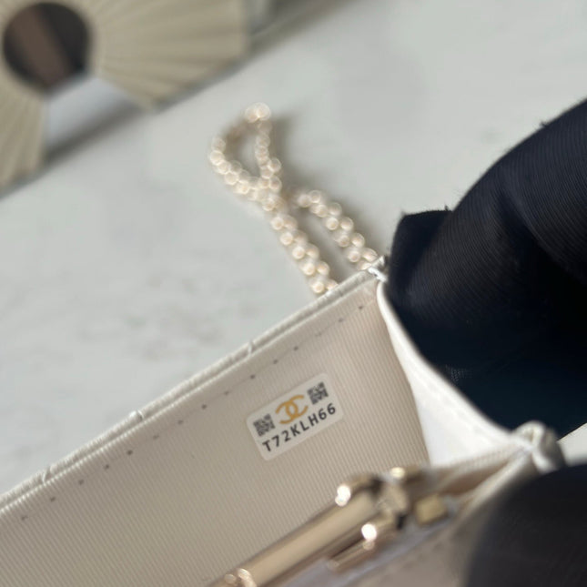CHANEL 25S MINI FLAP BAG 18 IN CREAM WHITE CALFSKIN GOLD HARDWARE