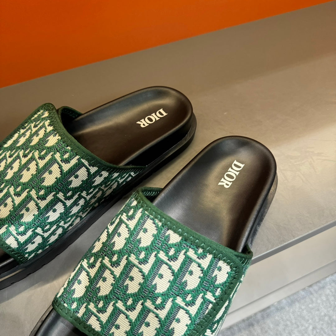 CD VELCRO STRAP SLIPPER DARK GREEN JACQUARD