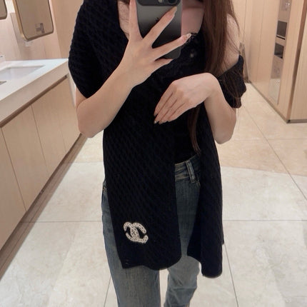 SCARF 170 CM IN BLACK CASHMERE WITH WHITE LOGO 401989