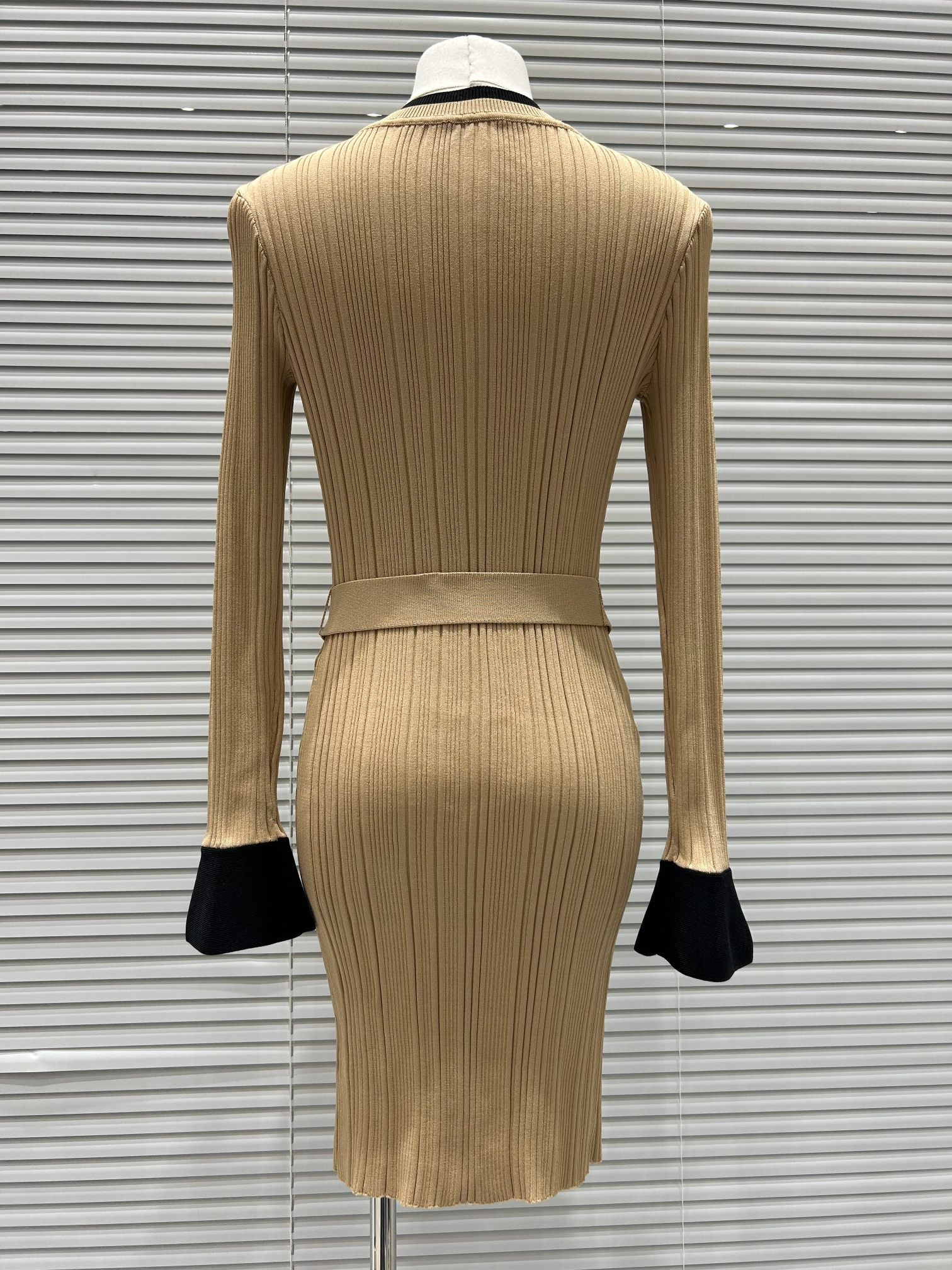 DRESS 25197