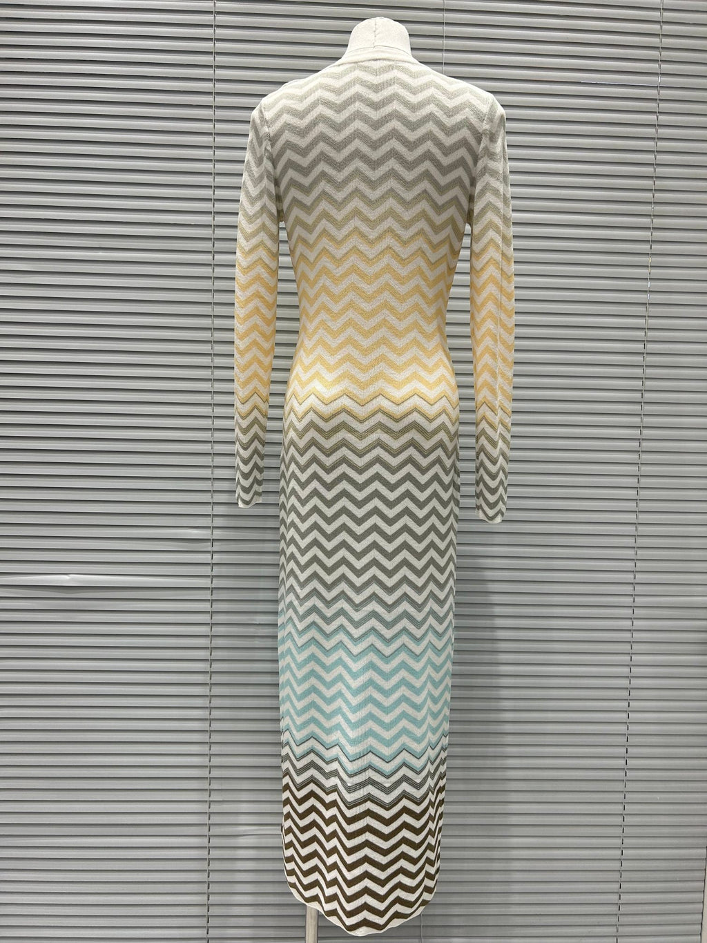 DRESS 25260 STYLE 2