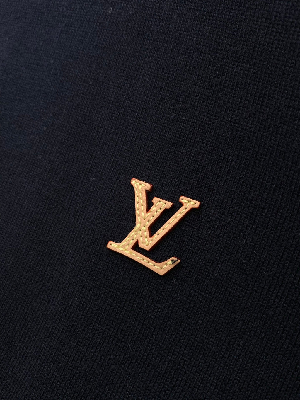 LV 26S T-SHIRT STYLE 209