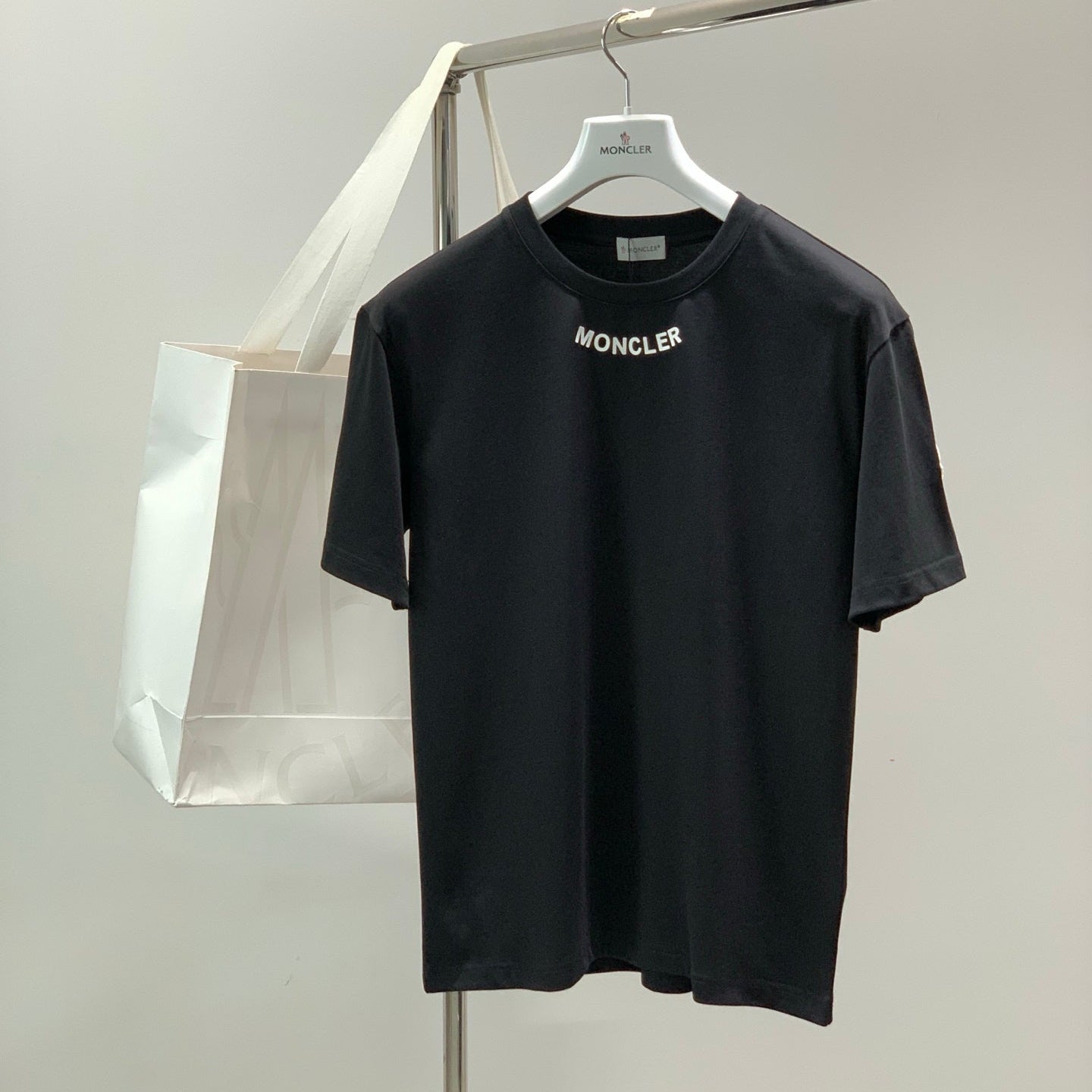 MONCLER 26S SHORT SLEEVE T-SHIRT 598