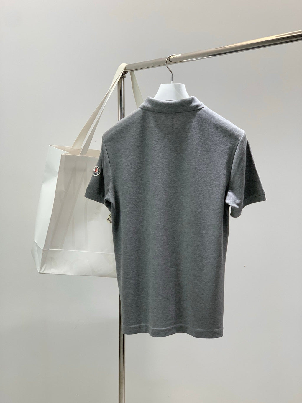 MONCLER 26S POLO SHIRT 587