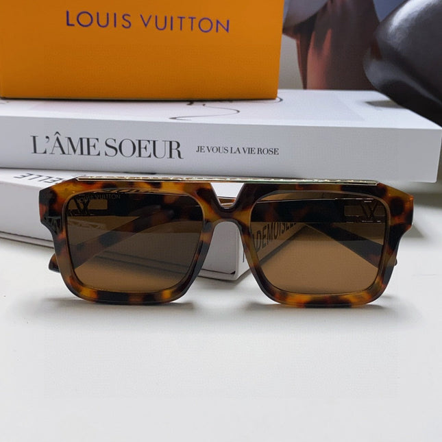 MASCOT PILOT SQUARE SUNGLASS 581376 IN HAVANA ACETATE GOLD METAL
