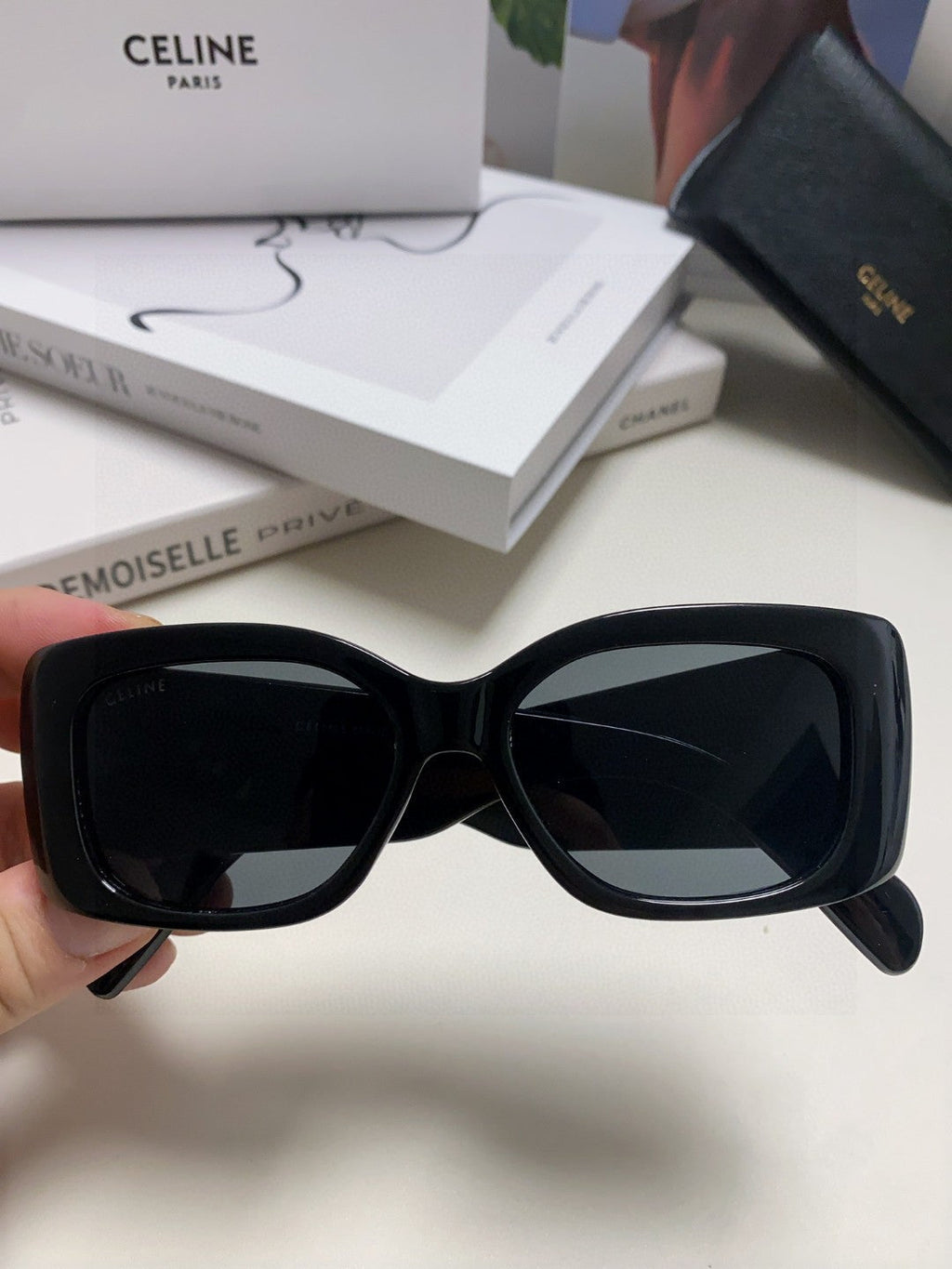 TRIOMPHE SUNGLASSES 548601 IN BLACK ACETATE SILVER LOGO