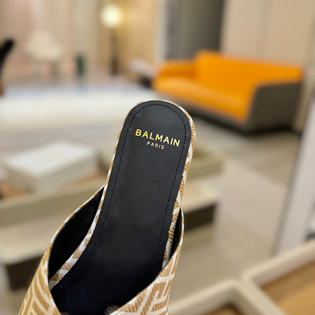 BALMAIN 26S SANDALS IN WARM BEIGE AND WHITE CANVAS
