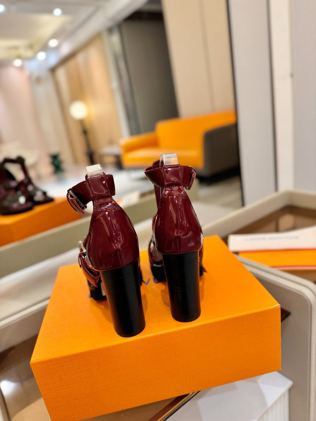 LV 26S STAR TRAIL HEELS 100 MM IN DARK RED AND BROWN CALFSKIN