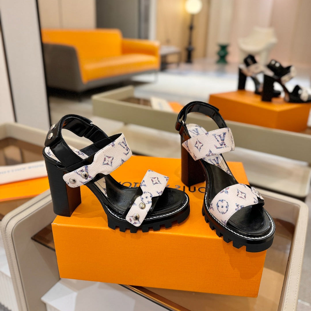 LV 26S HIGH HEEL SANDALS 100 MM IN CREAM WHITE AND BLACK CALFSKIN