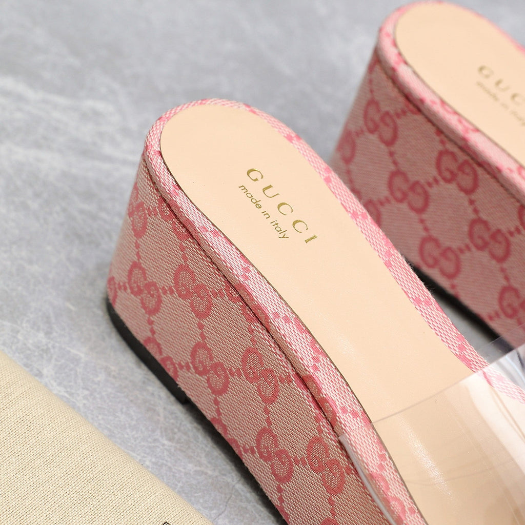HIGH WEDGE PLATFORM IN LIGHT PINK CANVAS WITH DOUBLE CRYSTAL G BUCKLE