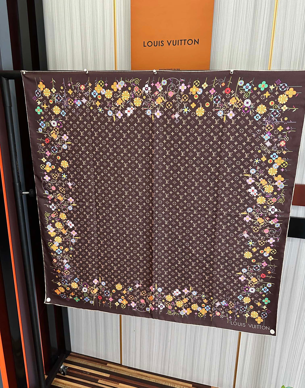 LV SCARF 90 CM IN SILK 730542