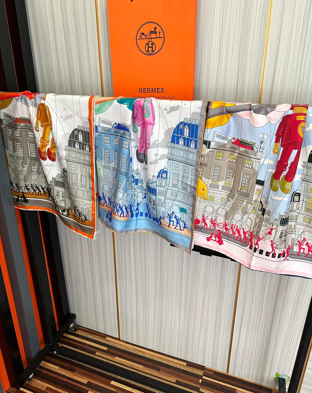 HERMES 25S SCARF 90 IN SILK 730547