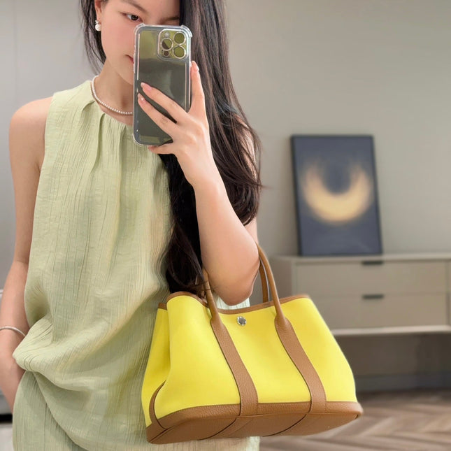 GARDEN PARTY 30CM IN YELLOW TOILETS COTTON CANVAS AND BEIGE MARFA CALFSKIN
