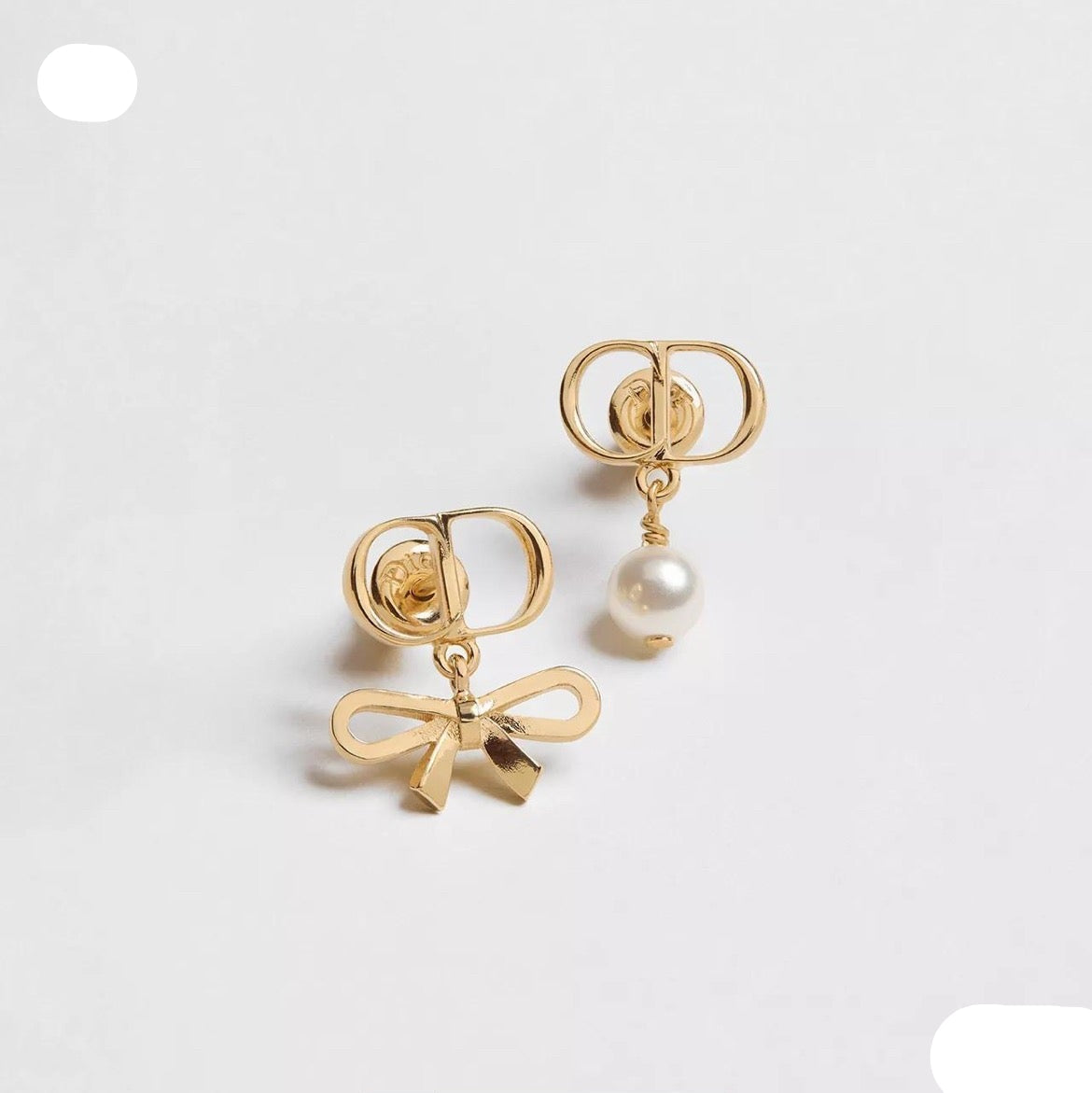 CD 26S MINI BOW PEARL DROP EARRINGS IN GOLD TONE METAL 646612