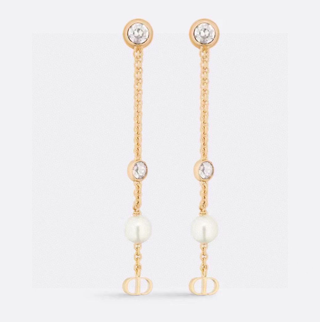 CD 26S PEARL CRYSTAL CHAIN DROP EARRINGS IN GOLD TONE METAL 646468