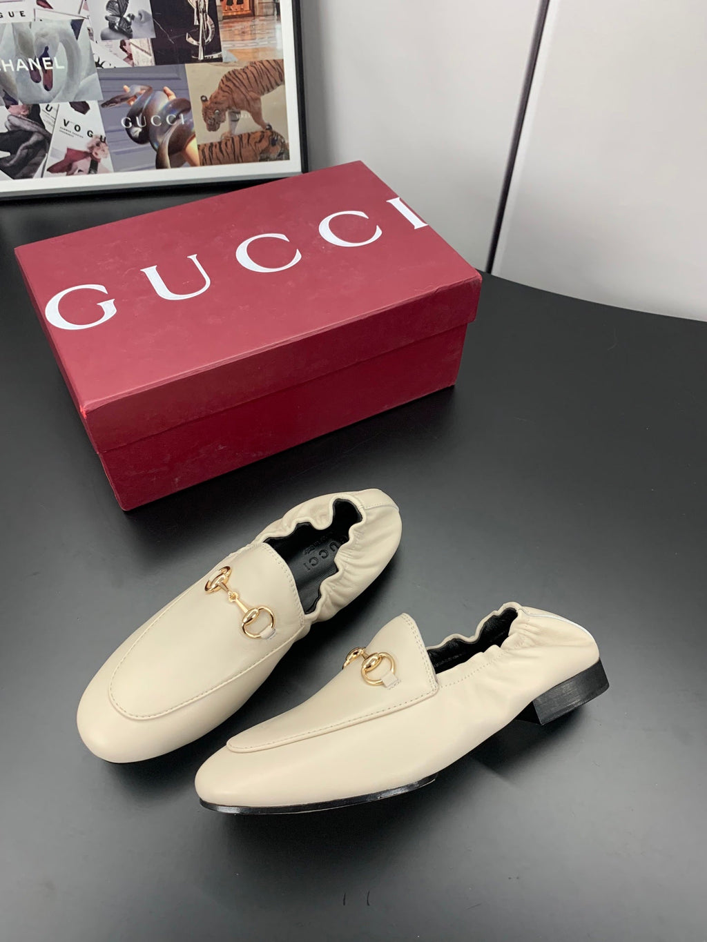GUCCI 26S LOAFERS IN CREAM WHITE CALFSKIN
