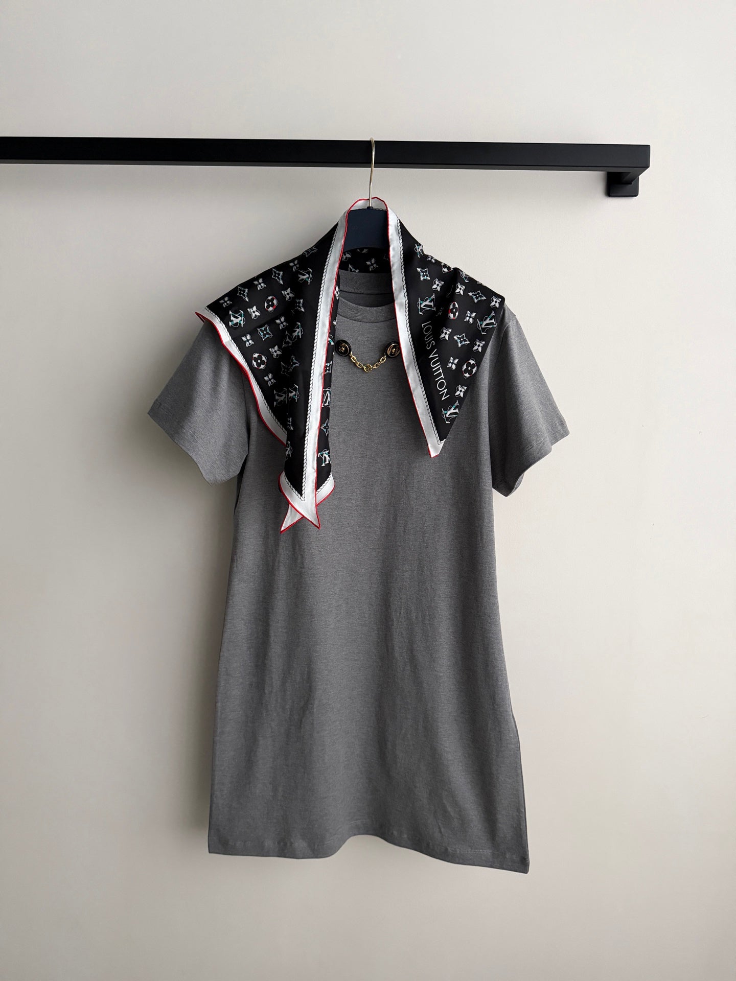 LV 26S DRESS STYLE 197