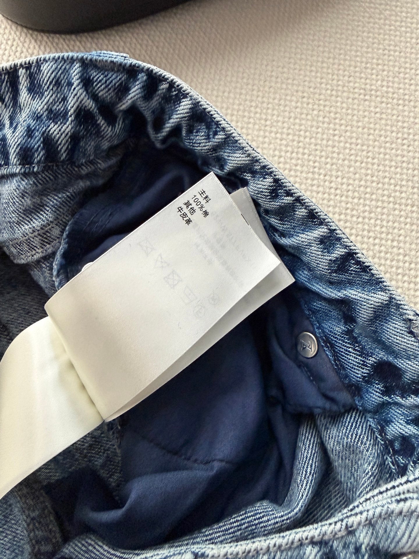 LV 26S PATTERNED JEANS STYLE 174