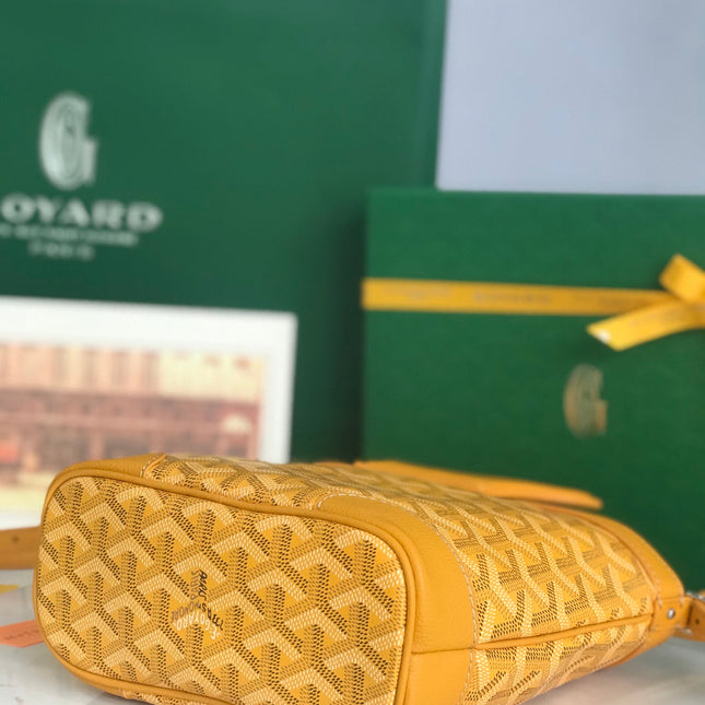 GOYA 26S BELUGA MINI BAG 23MM IN HONEY YELLOW GOYARDINE CANVAS AND CALFSKIN