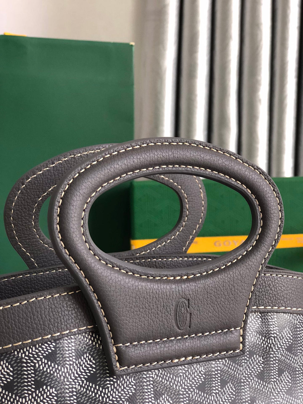 GOYA 26S BELUGA MINI BAG 23MM IN GREY GOYARDINE CANVAS AND CALFSKIN