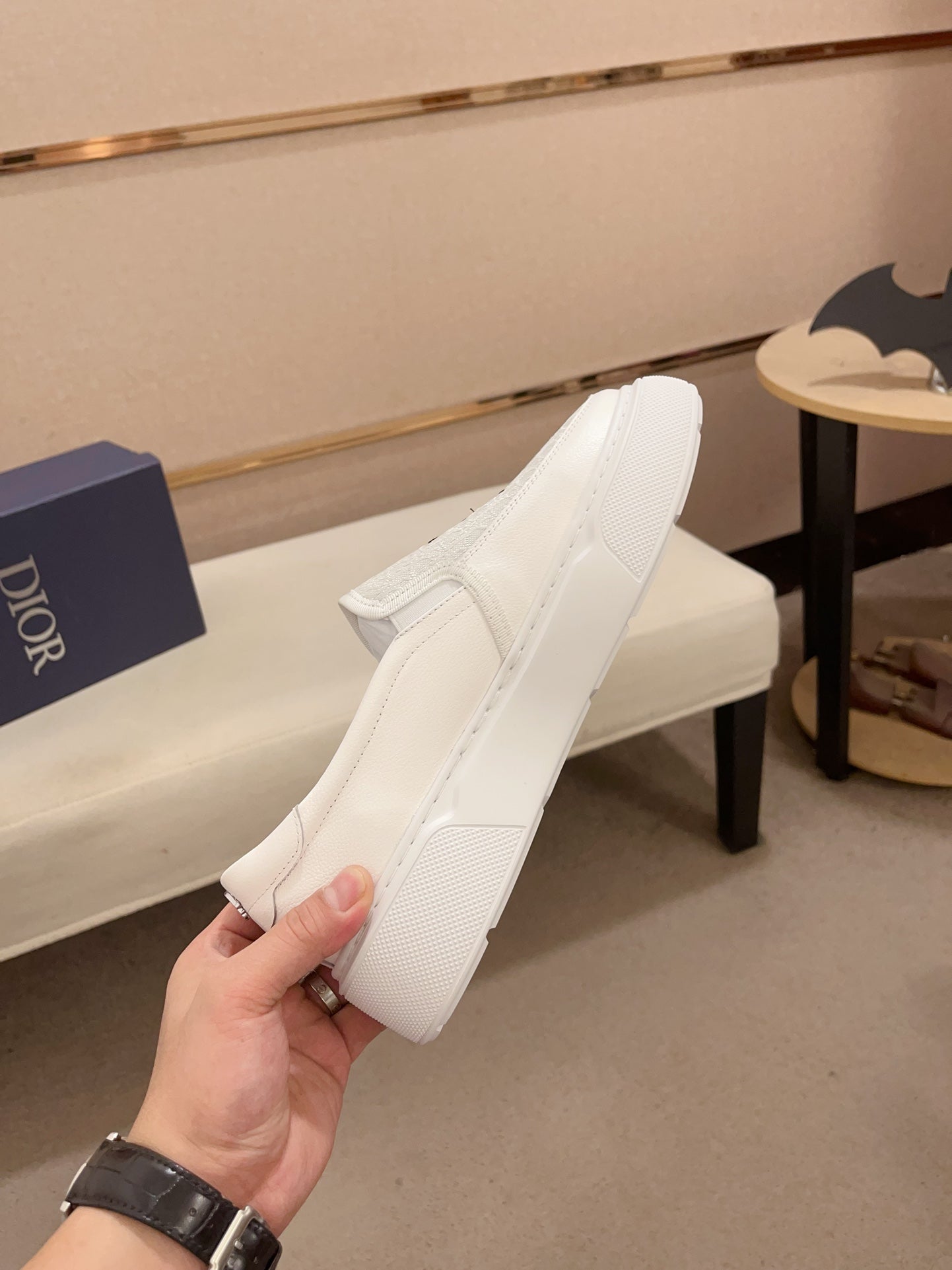 CD B23 SLIP ON WHITE CALFSKIN AND JACQUARD