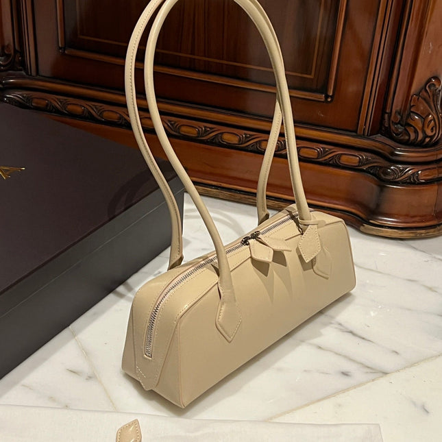 LE TECKEL MEDIUM BAG 33 IN EGG NOG GOATSKIN