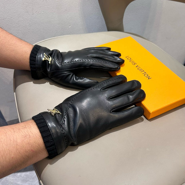 GLOVES IN BLACK LAMBSKIN WITH GOLD LOGO 465009