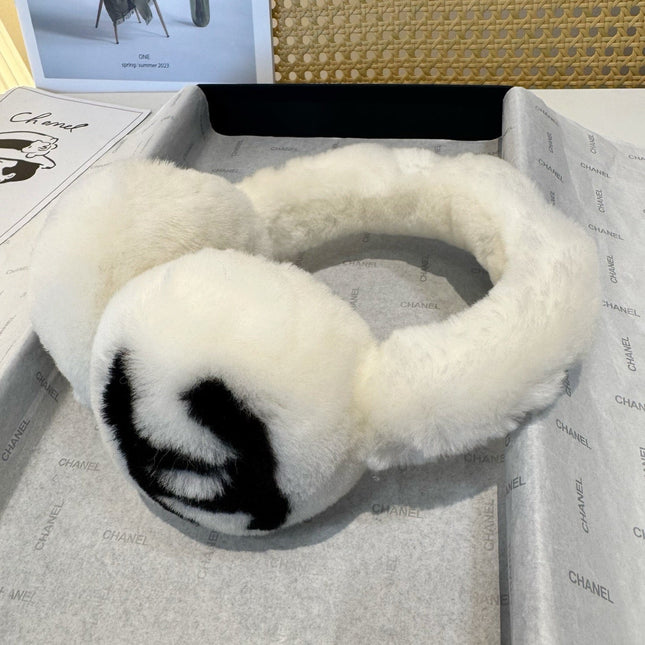 CHANEL 25S SKI EARMUFFS 928817