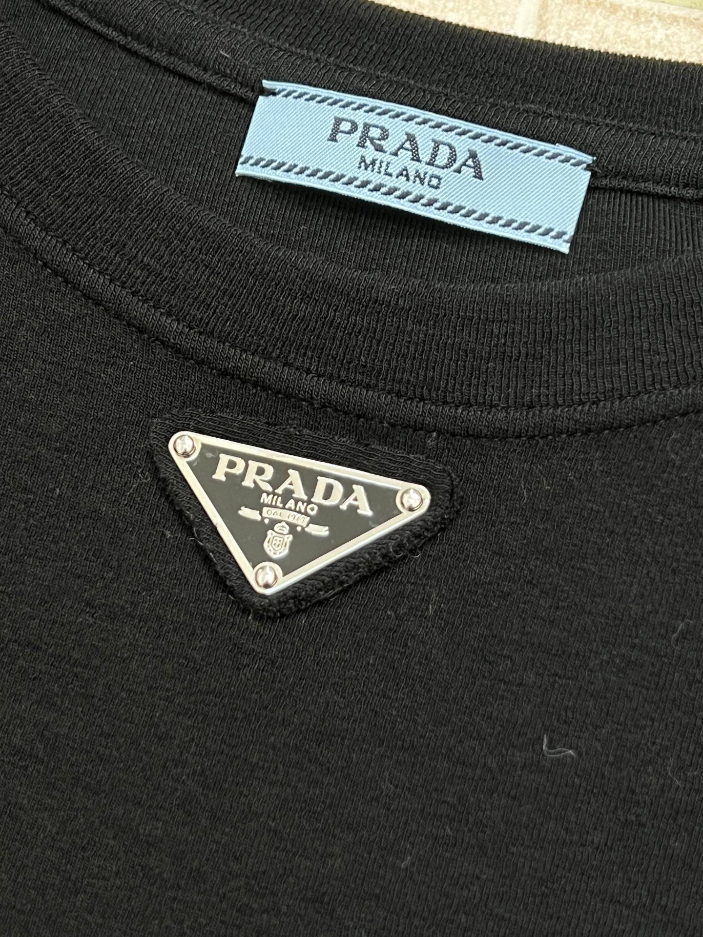 PRADA 26S LONG-SLEEVE T-SHIRT 620