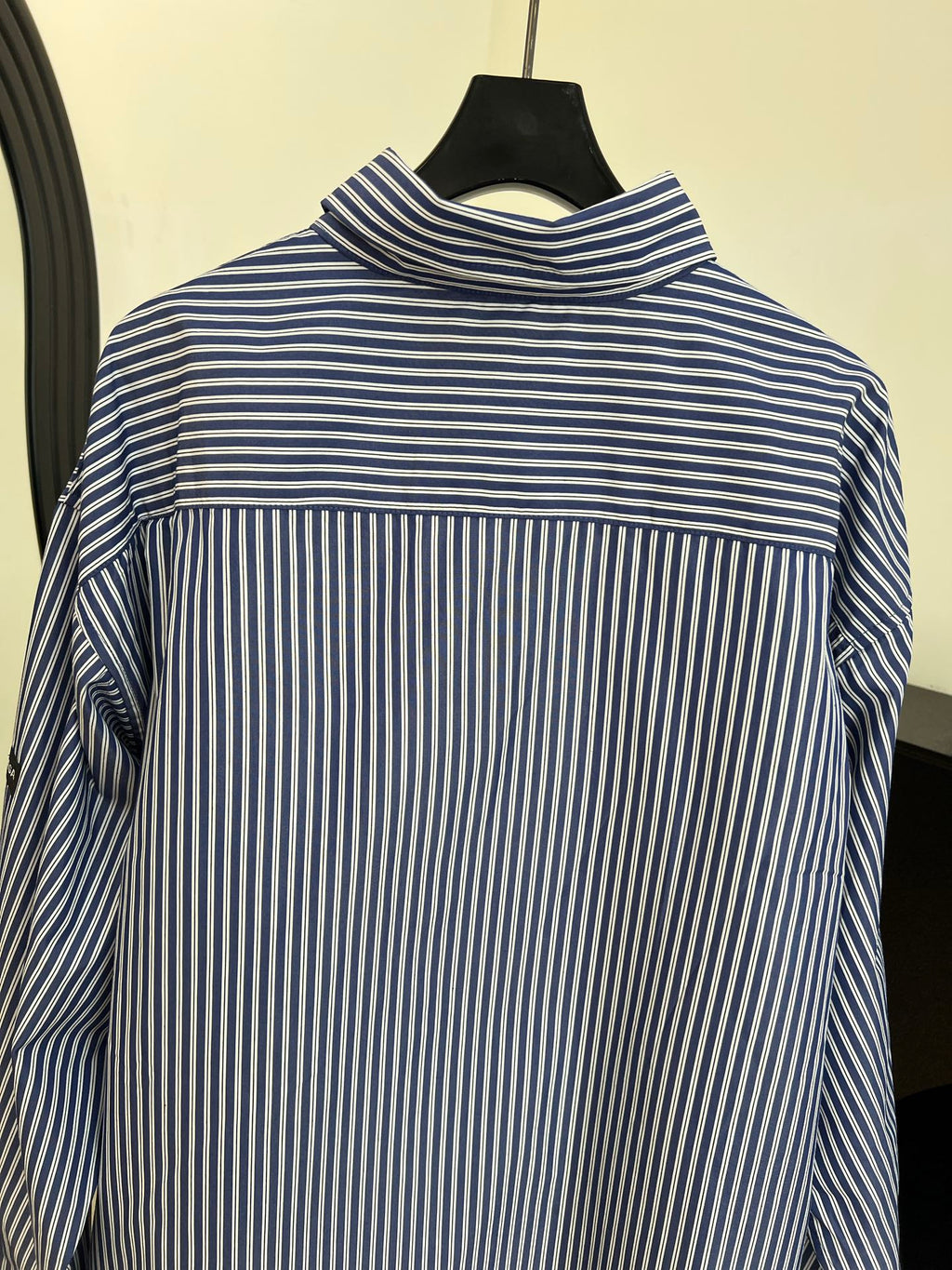 BALENCIAGA 26S STRIPED SHIRT 021