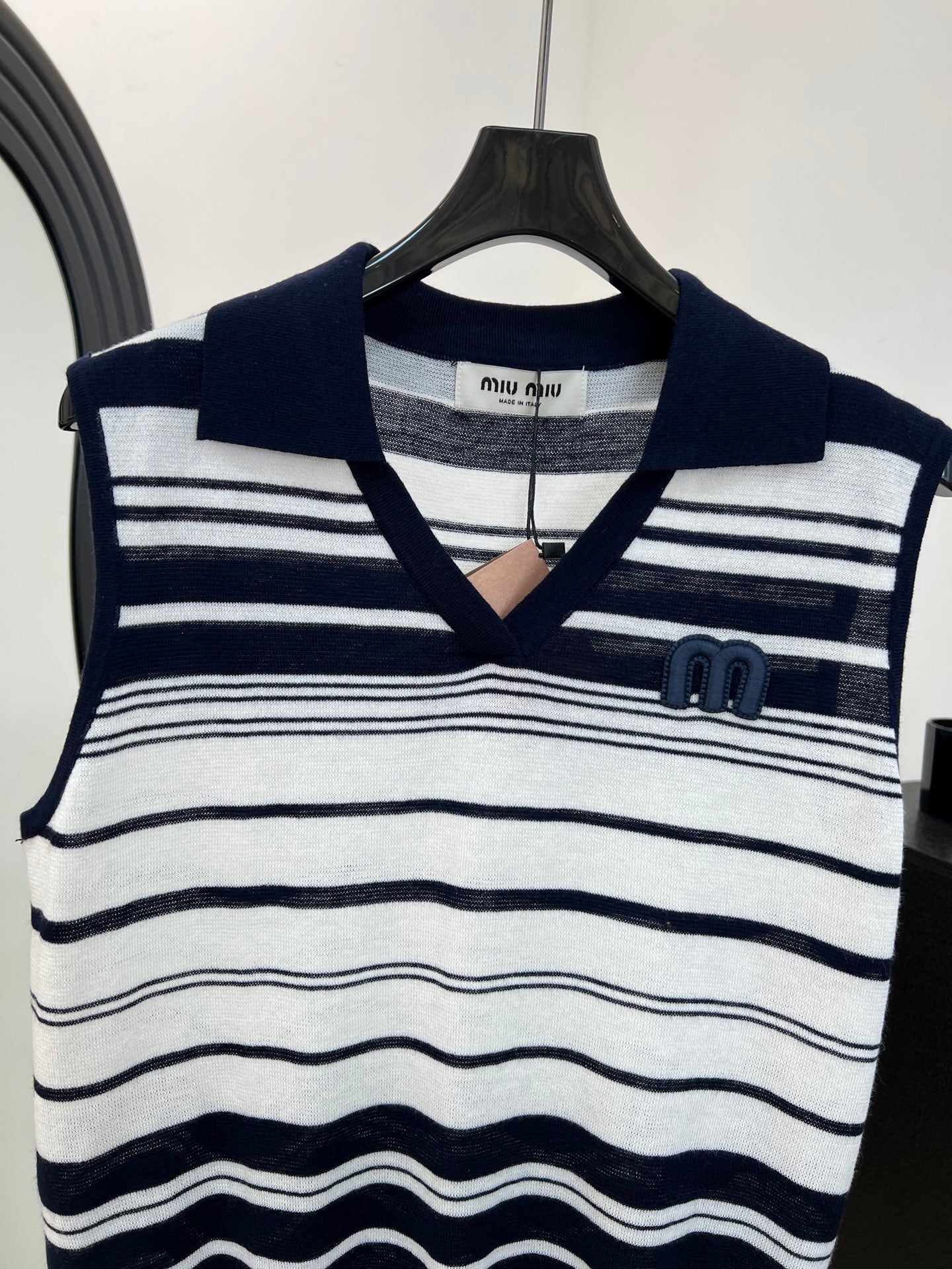 MIUMIU 26S SLEEVELESS KNIT TOP 1196