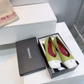 CHANEL 26S FLATS IN GREEN LAMBSKIN WITH WHITE CAP TOE