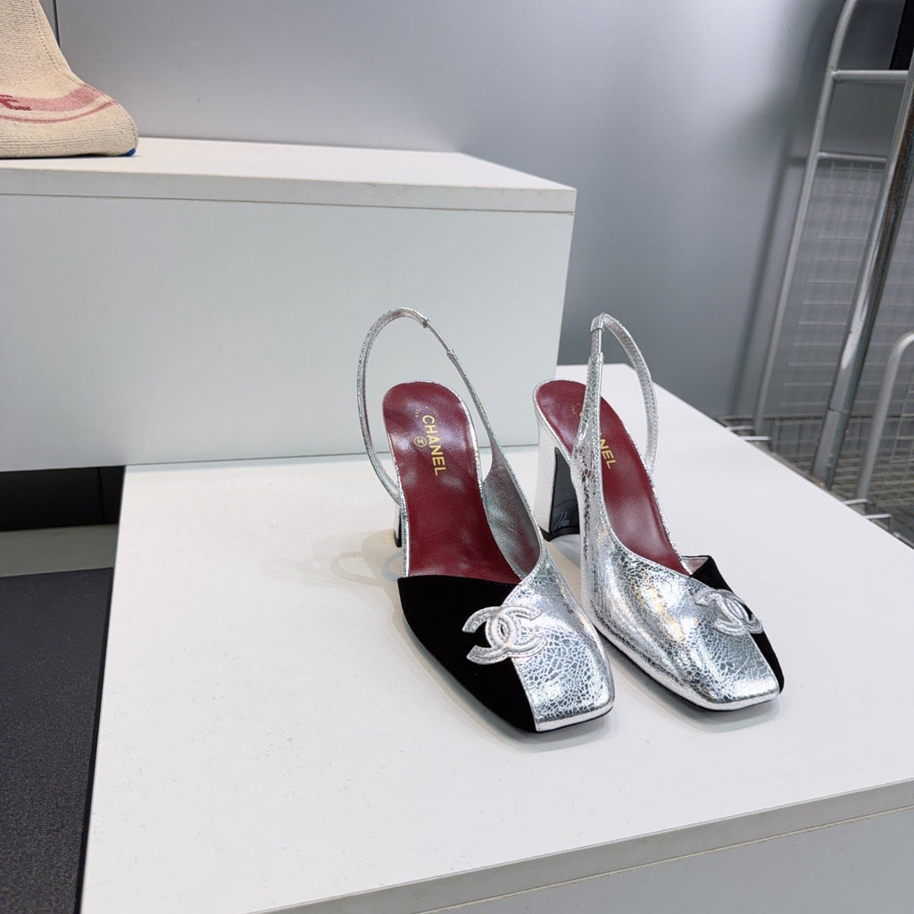 CHANEL 26S SLINGBACK 100 MM IN SILVER LAMBSKIN AND BLACK SUEDE