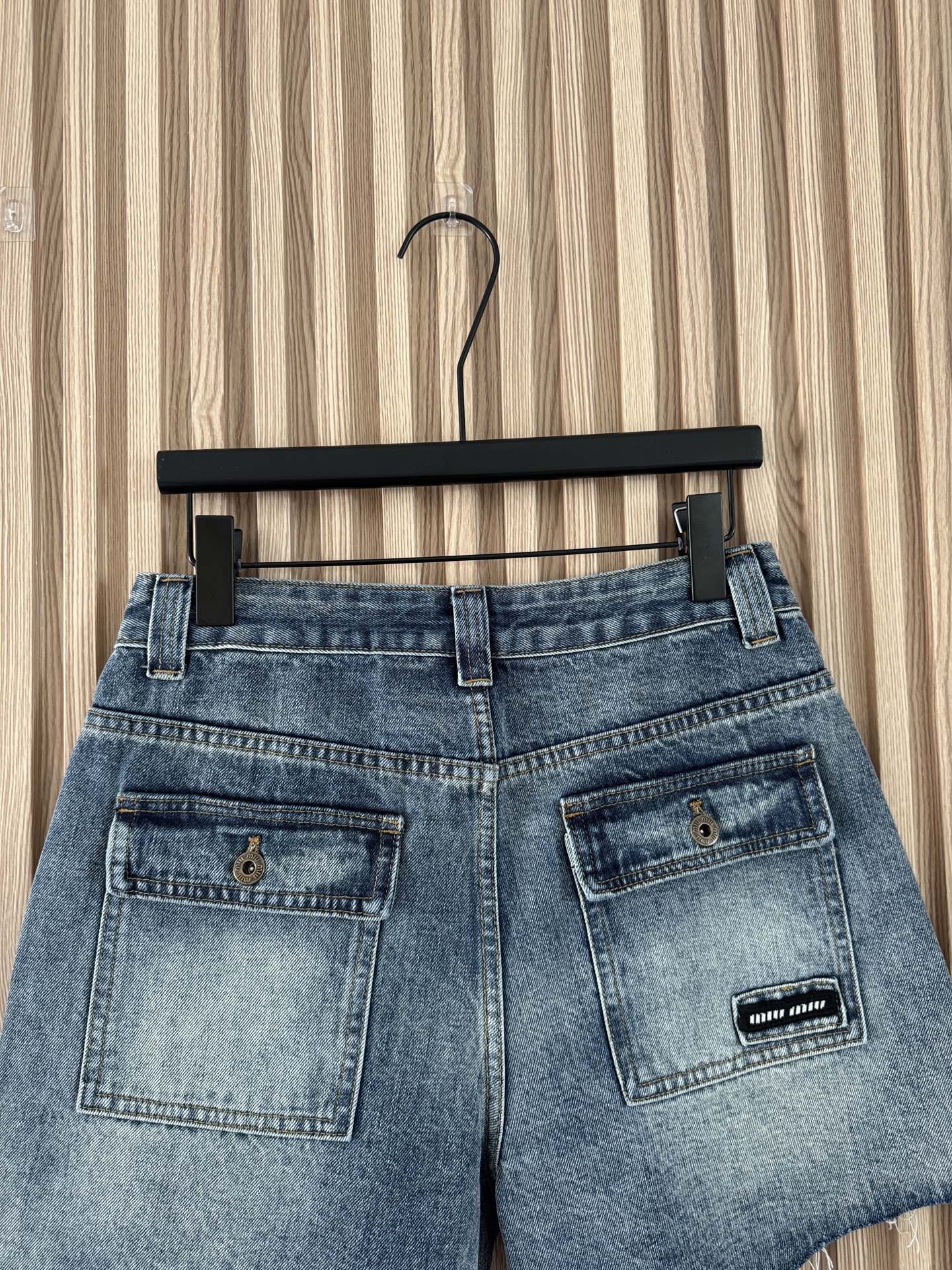 MIUMIU 26S DENIM SHORTS 1194