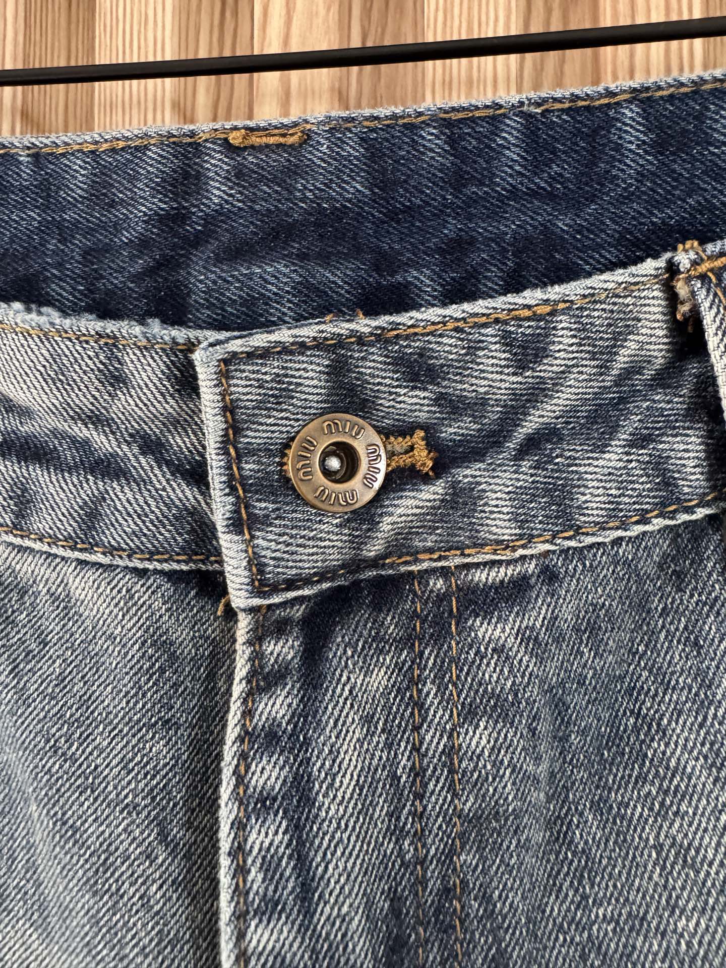 MIUMIU 26S DENIM SHORTS 1194