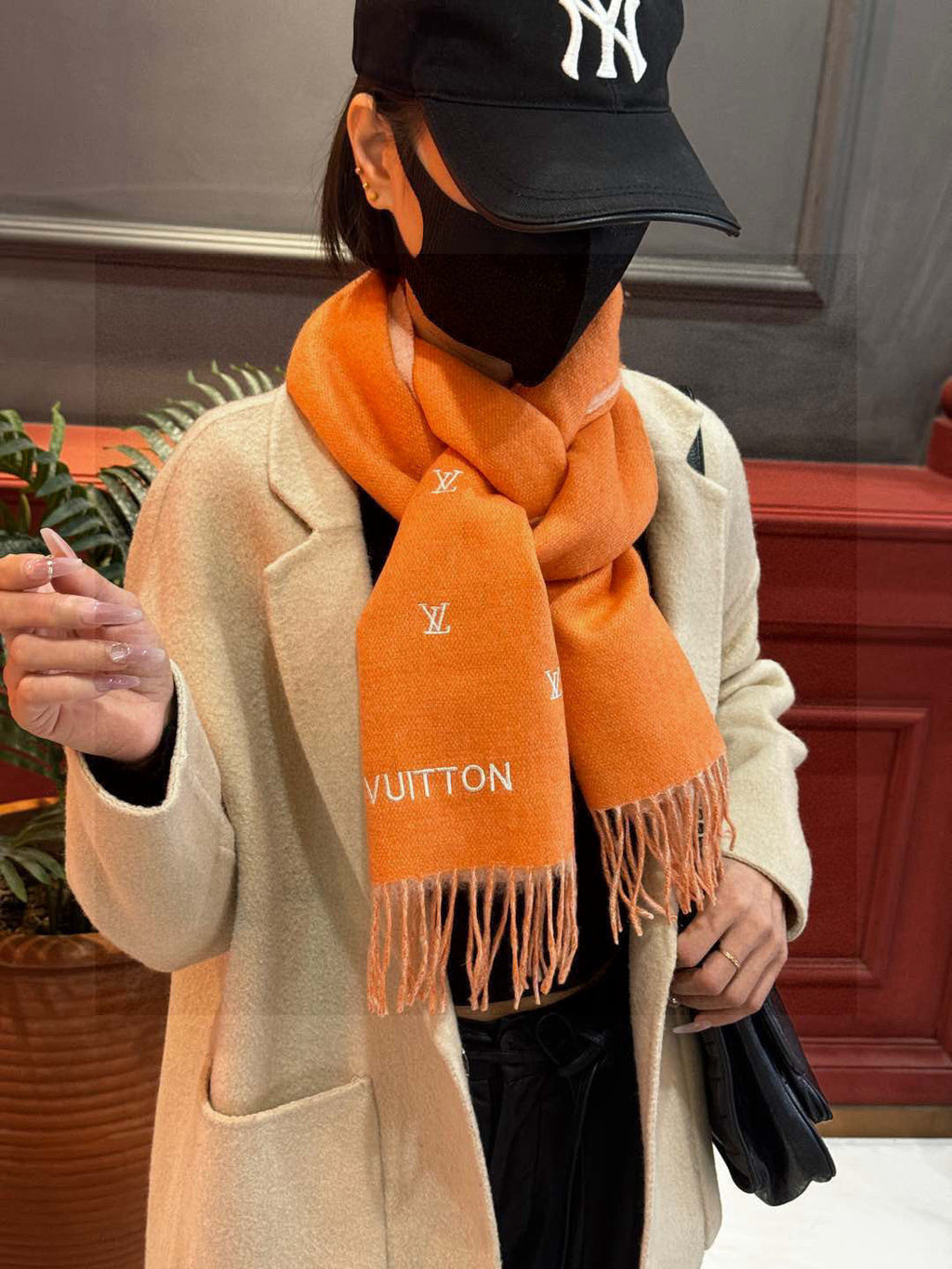 LV SCARF 180 CM IN CASHMERE 730569