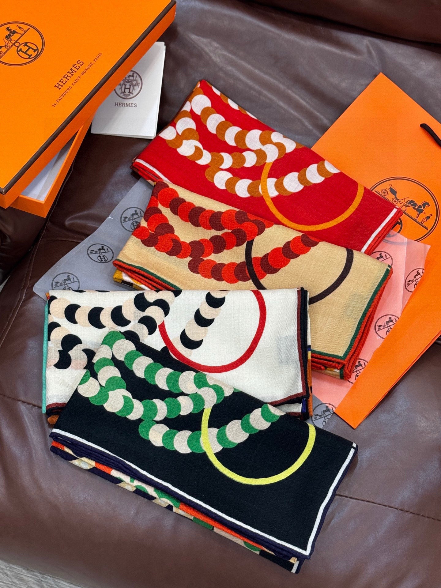 HERMES 25S SCARF 140 IN SILK 854764