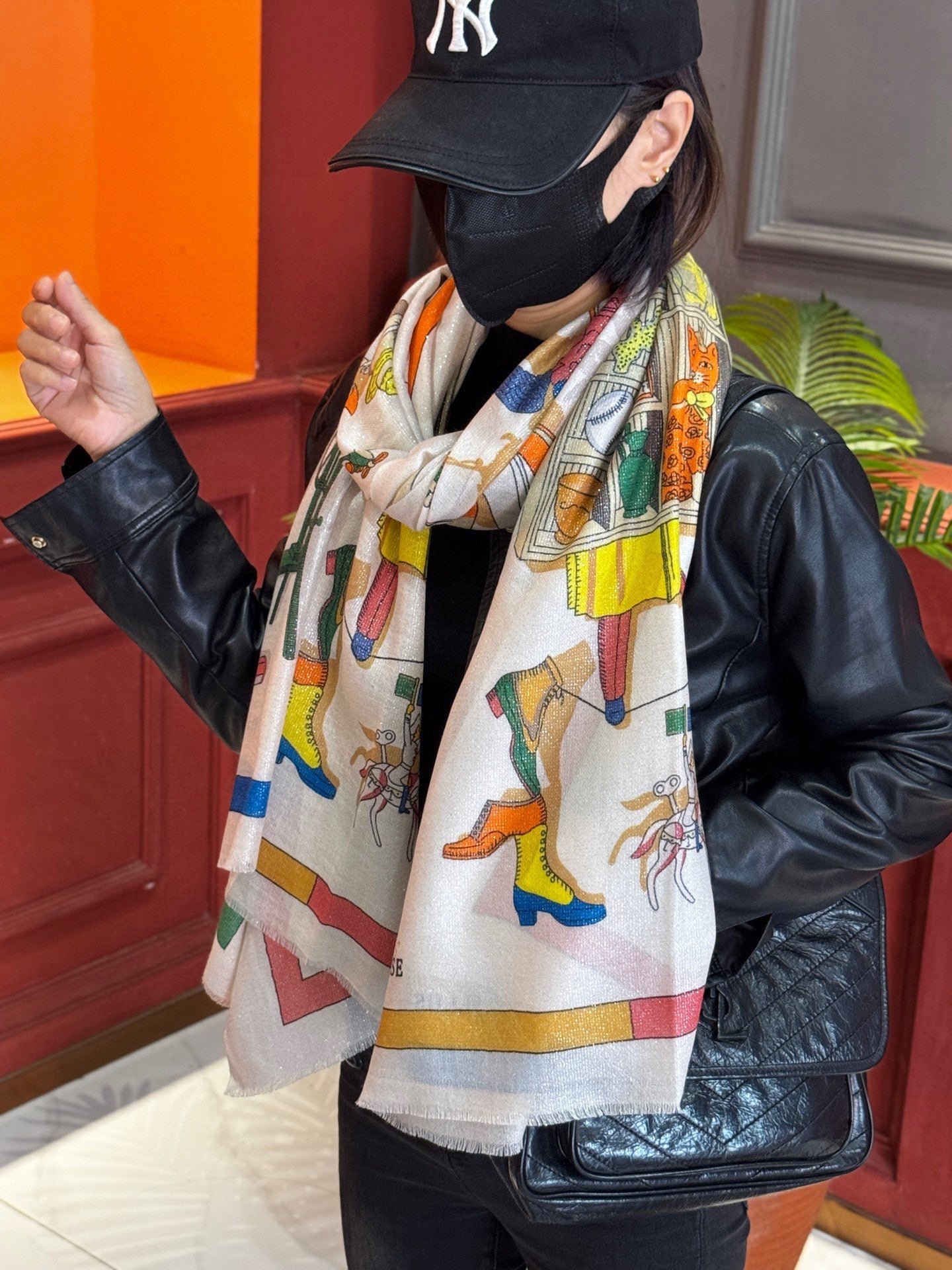 HERMES 25S SCARF 200 IN SILK 856443