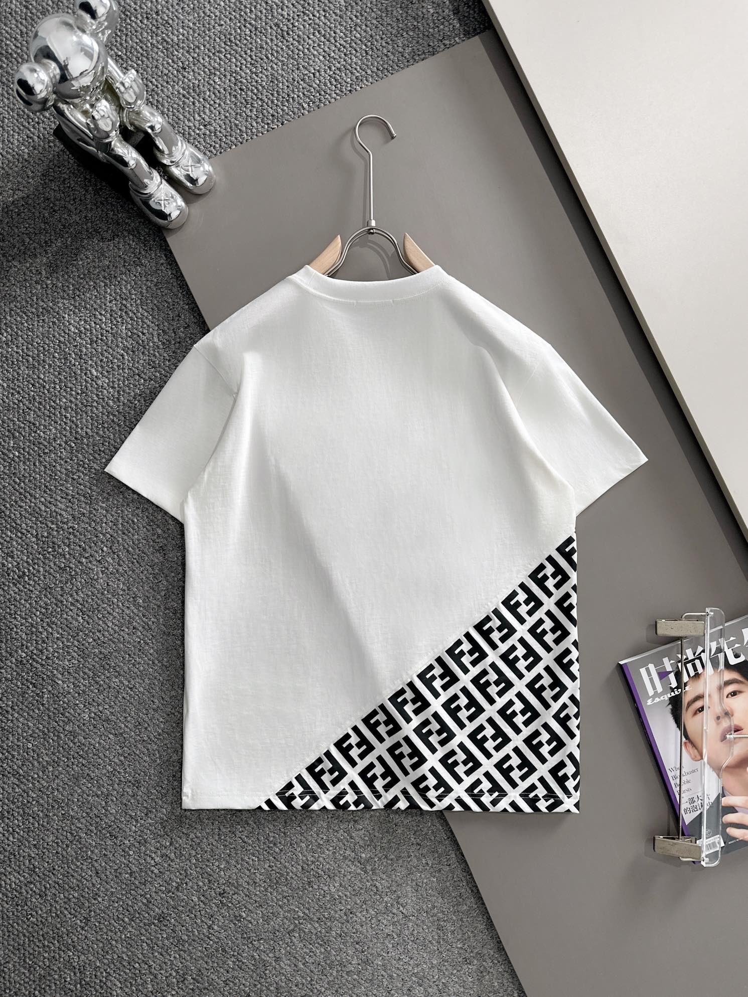 FENDI 26S SHORT SLEEVE T-SHIRT 165